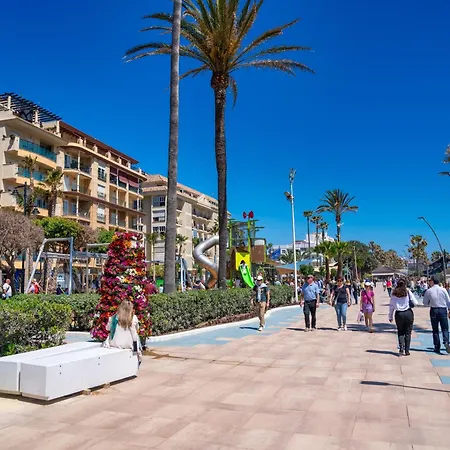 Ayres Boutique - Old Town Apartamento Estepona